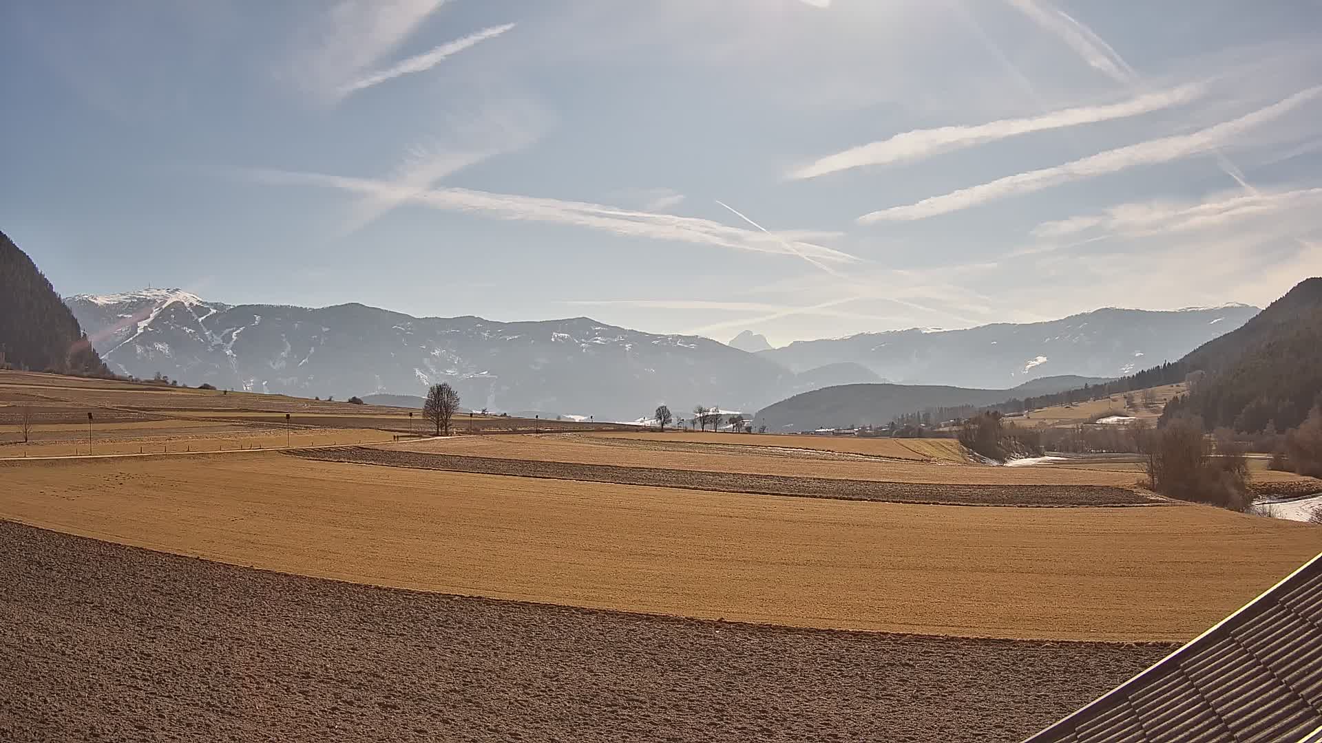 Gais | Pogled z gostišča Winklerhof proti Kronplatzu in Dolomitom
