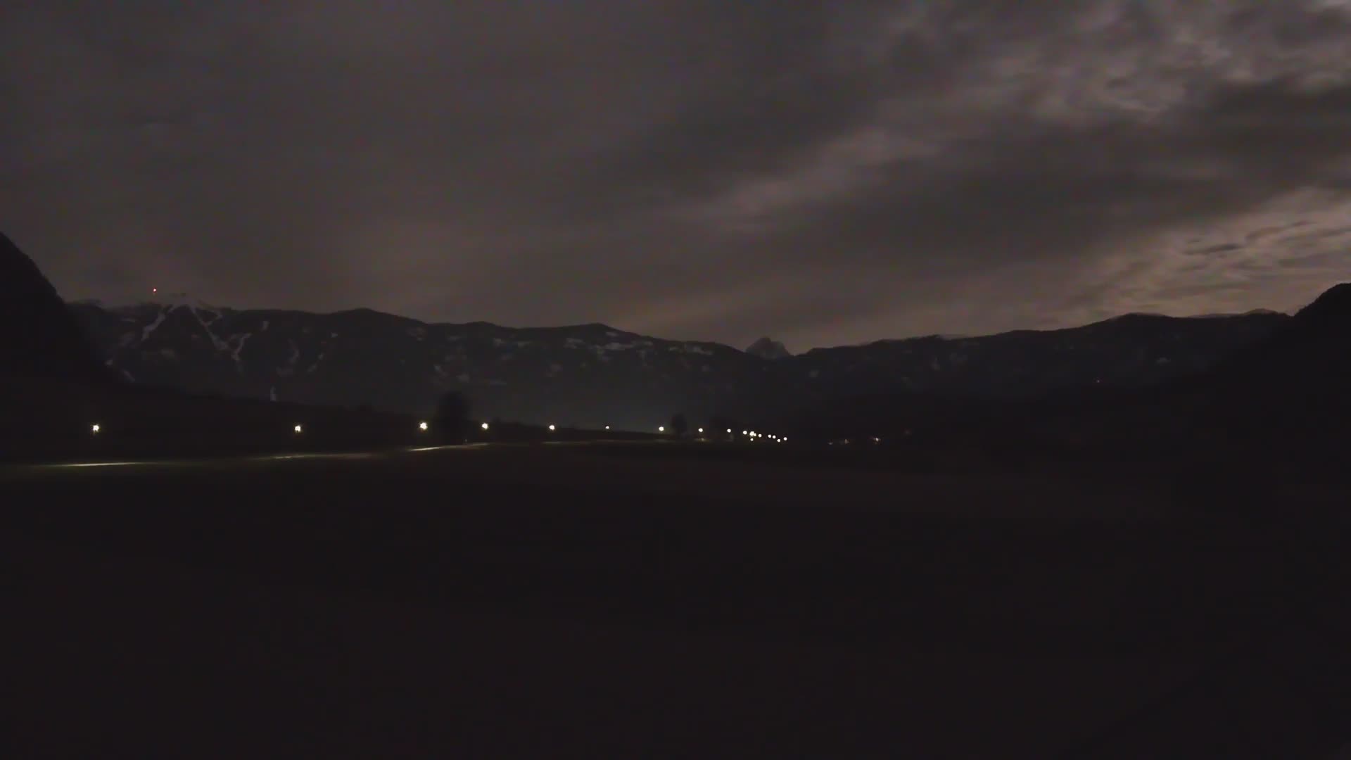 Gais | Vista dall’agriturismo Winklerhof verso Plan de Corones e le Dolomiti