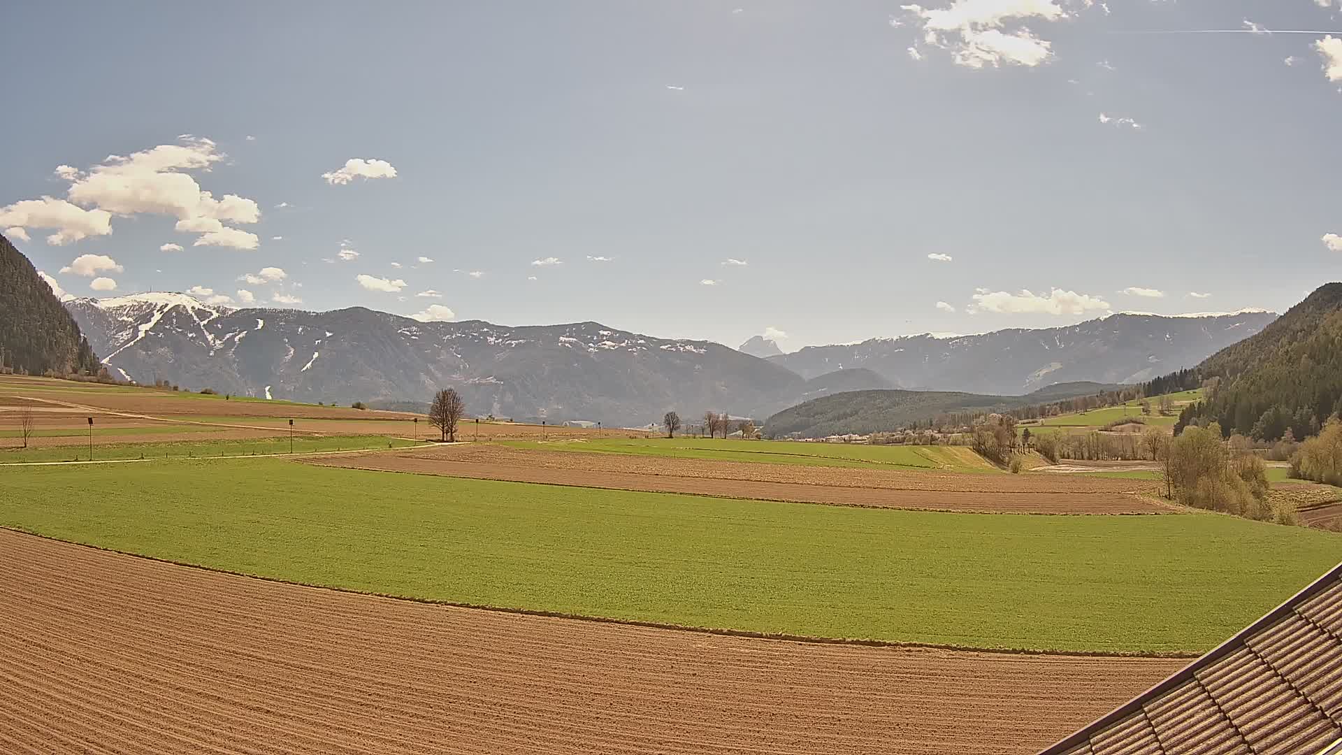 Gais | Pogled z gostišča Winklerhof proti Kronplatzu in Dolomitom