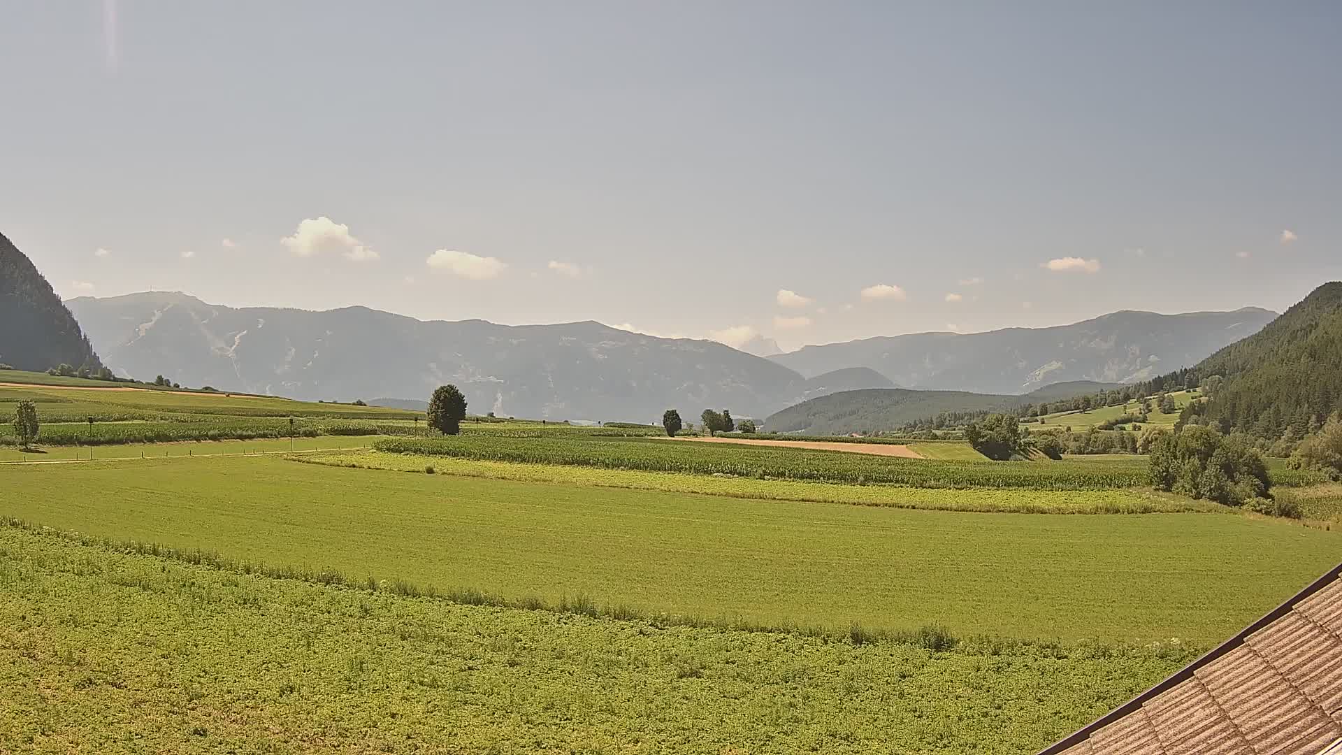 Gais | Blick vom Vintage Farm Winklerhof auf Kronplatz und Dolomiten