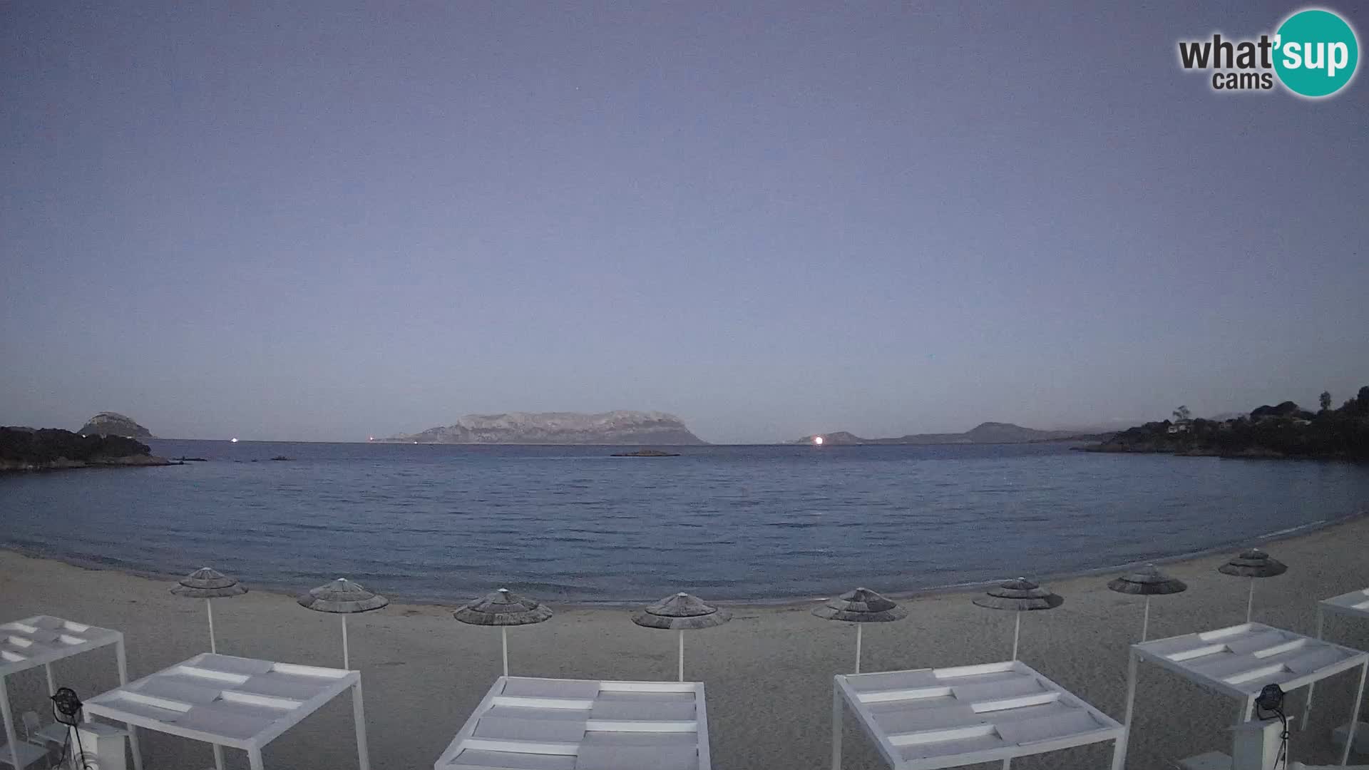 Plaža Cala Sassari Spletna kamera v živo Golfo Aranci – Sardinija