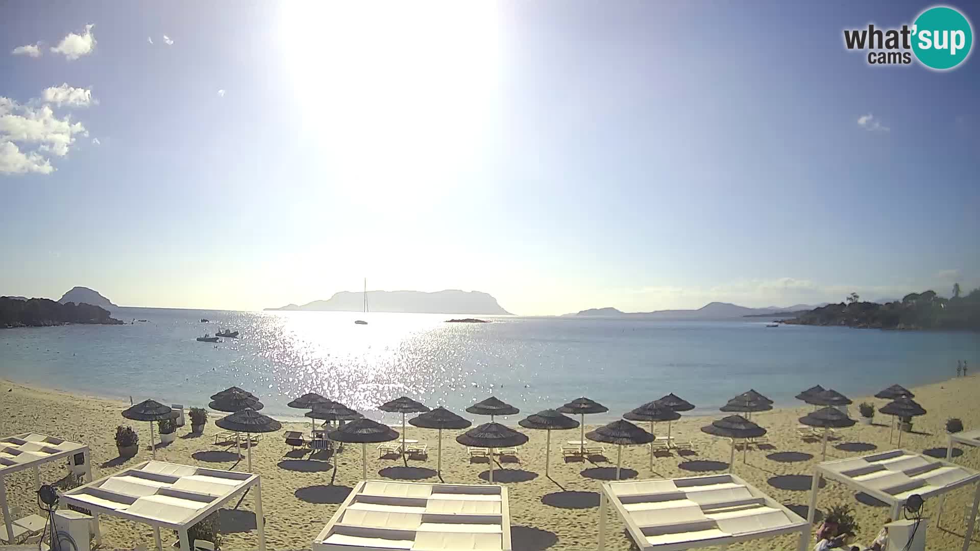 Plaža Cala Sassari Spletna kamera v živo Golfo Aranci – Sardinija