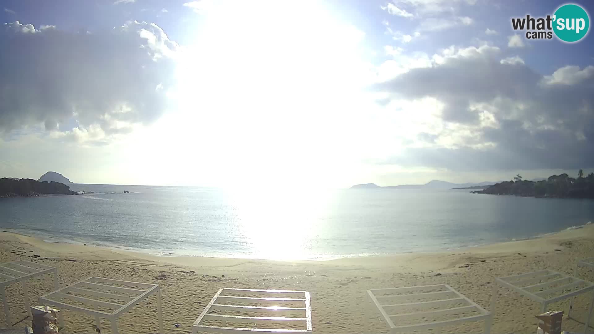 Plaža Cala Sassari Spletna kamera v živo Golfo Aranci – Sardinija