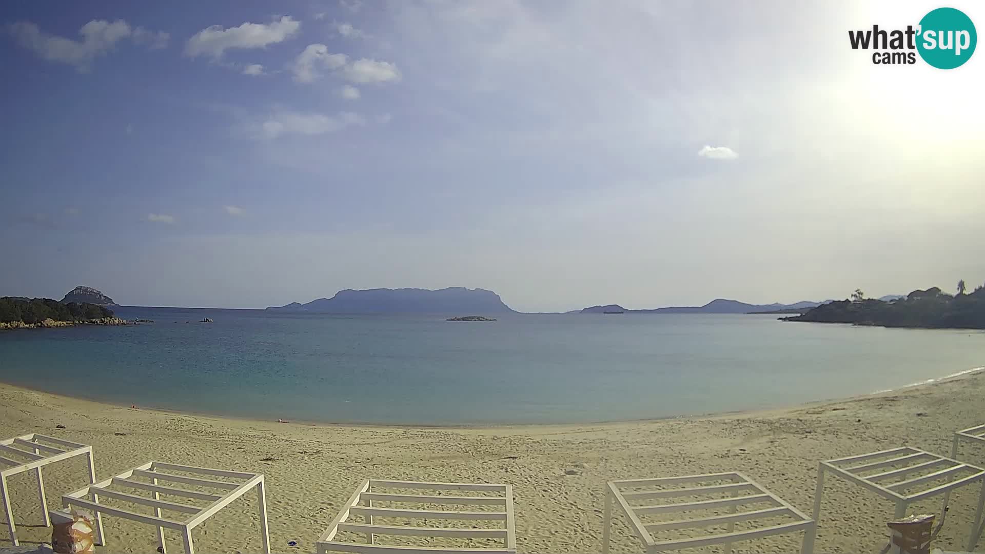 Plaža Cala Sassari Spletna kamera v živo Golfo Aranci – Sardinija