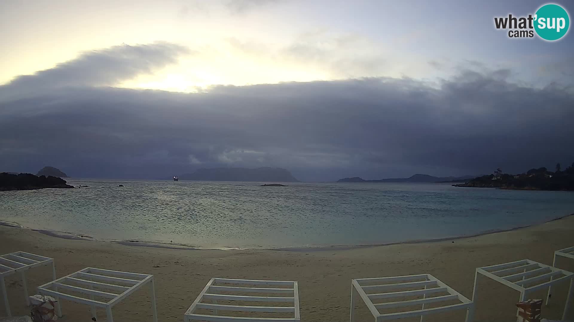 Web kamera uživo plaža Cala Sassari – Golfo Aranci – Sardinija