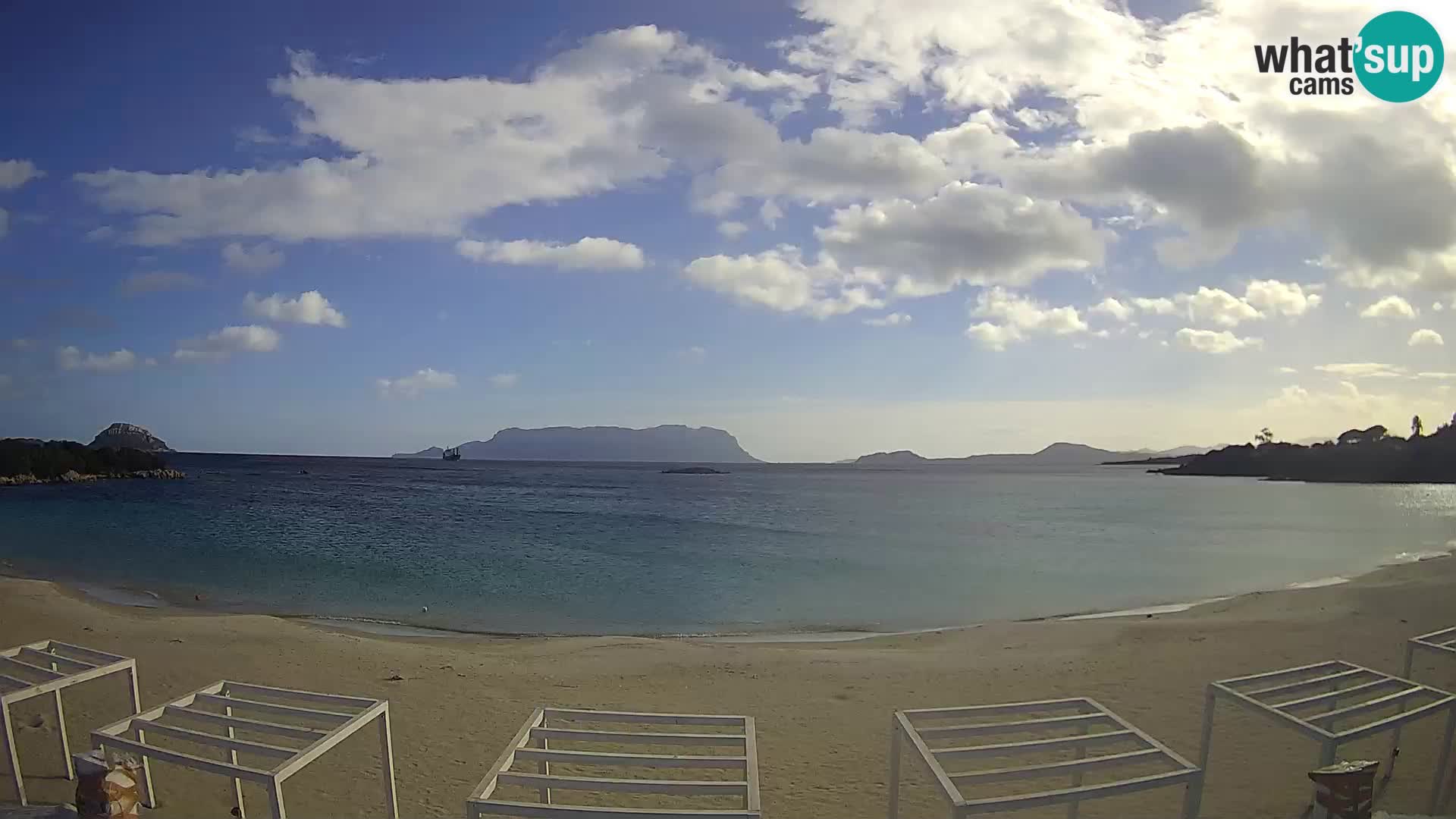 Web kamera uživo plaža Cala Sassari – Golfo Aranci – Sardinija