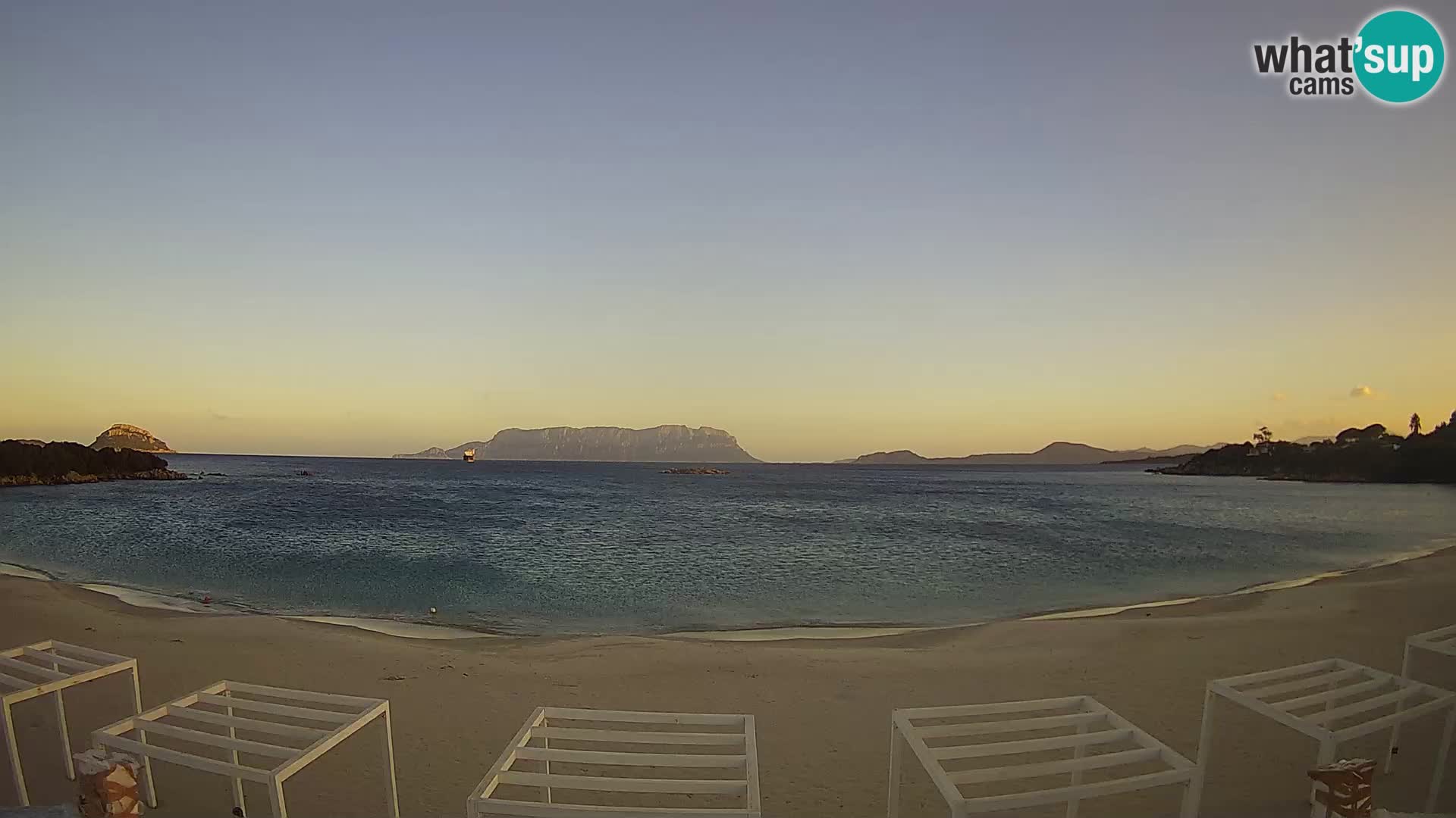 Web kamera uživo plaža Cala Sassari – Golfo Aranci – Sardinija