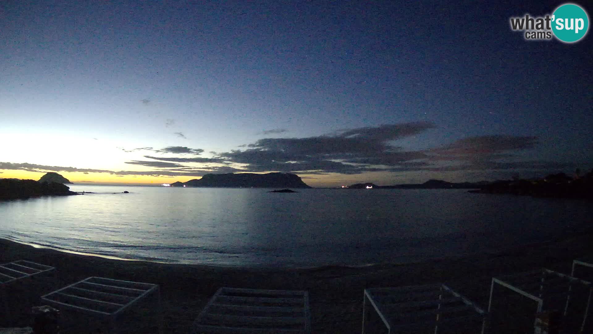 Web kamera uživo plaža Cala Sassari – Golfo Aranci – Sardinija