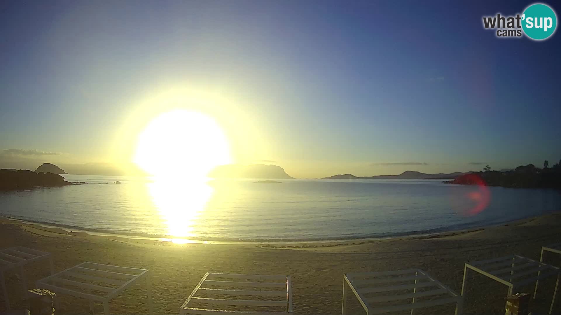 Plaža Cala Sassari Spletna kamera v živo Golfo Aranci – Sardinija