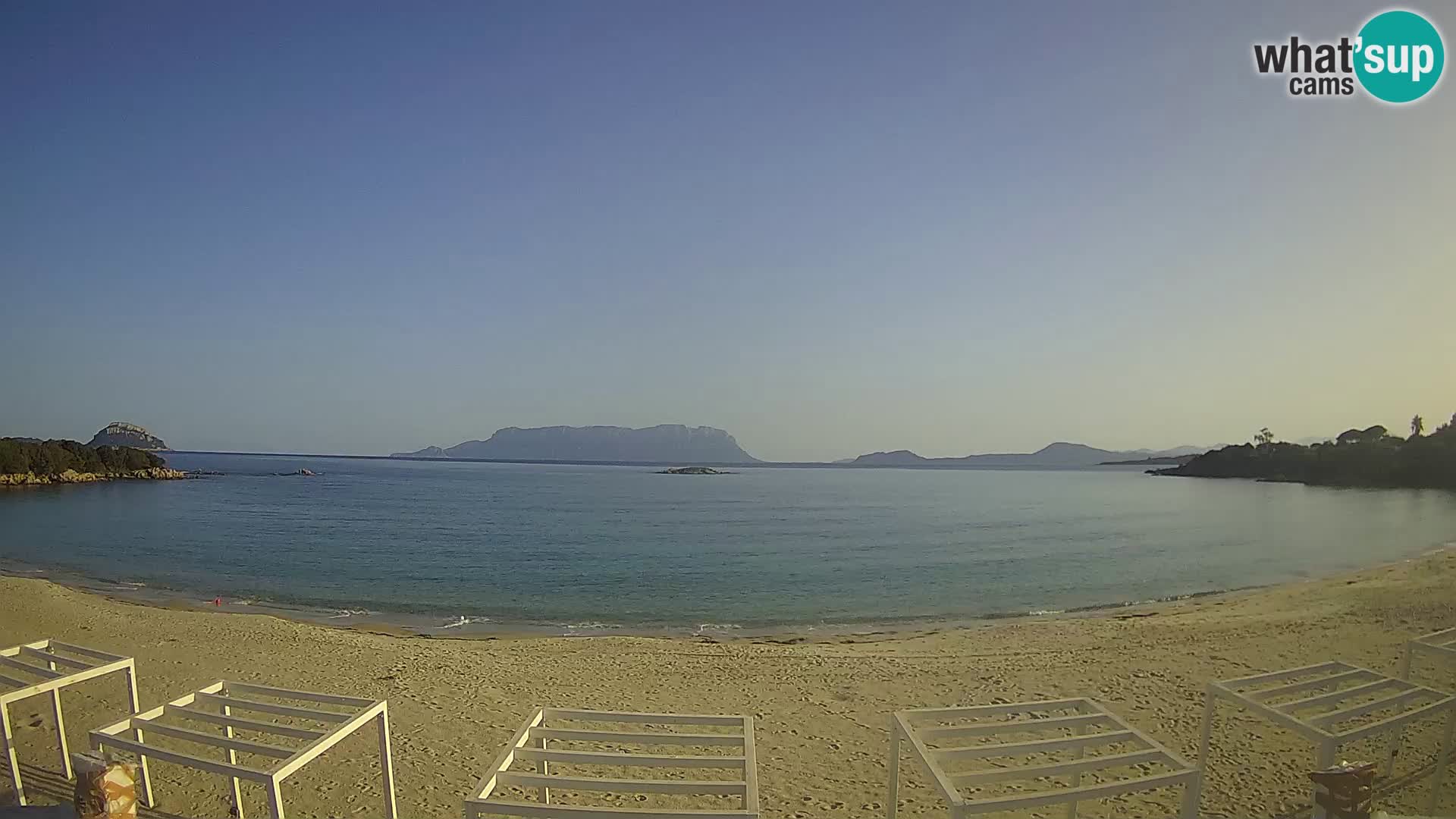 Web kamera uživo plaža Cala Sassari – Golfo Aranci – Sardinija