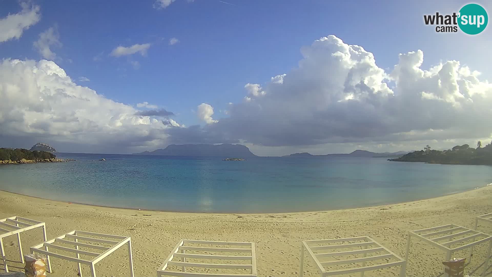 Web kamera uživo plaža Cala Sassari – Golfo Aranci – Sardinija