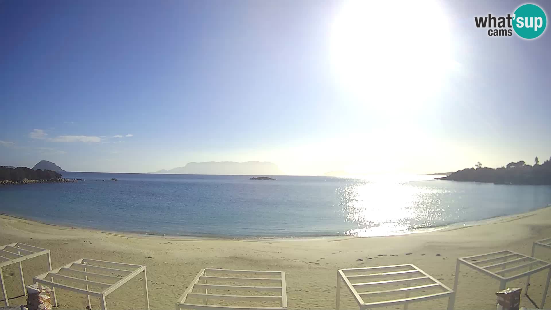 Plaža Cala Sassari Spletna kamera v živo Golfo Aranci – Sardinija