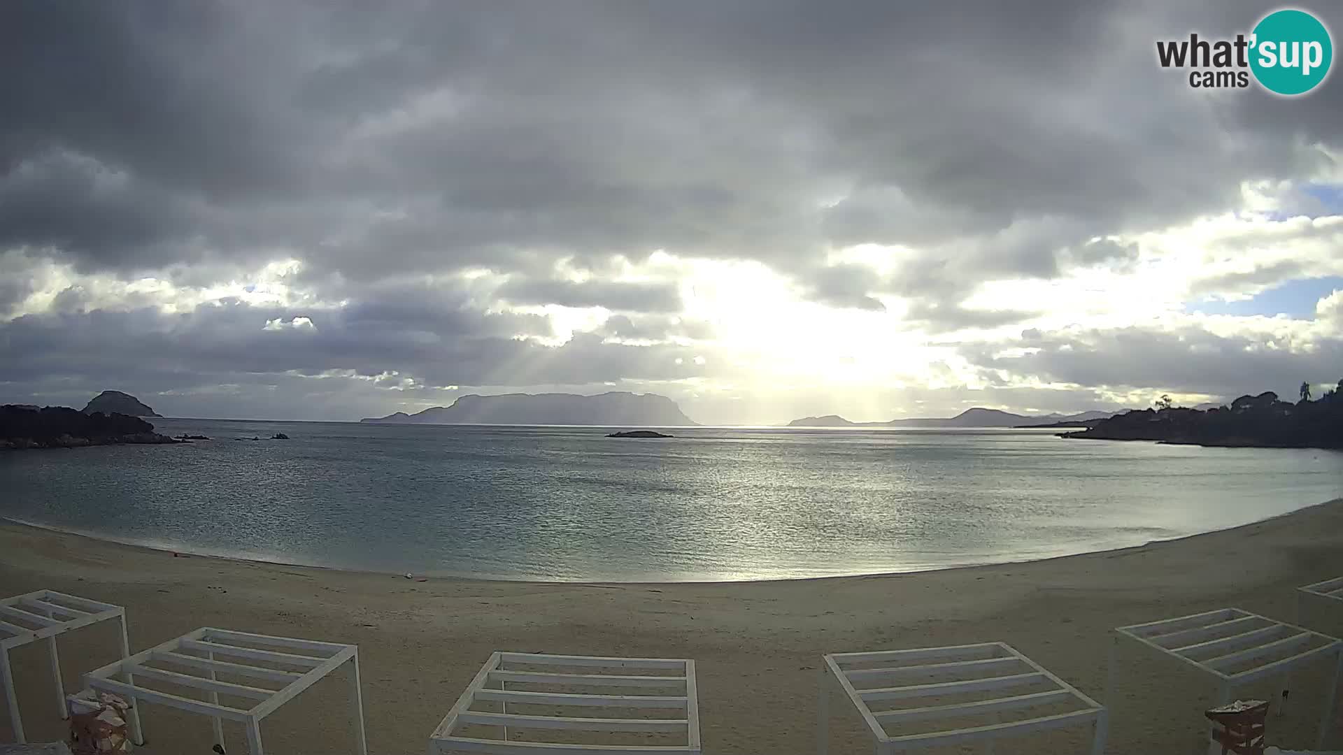 Web kamera uživo plaža Cala Sassari – Golfo Aranci – Sardinija