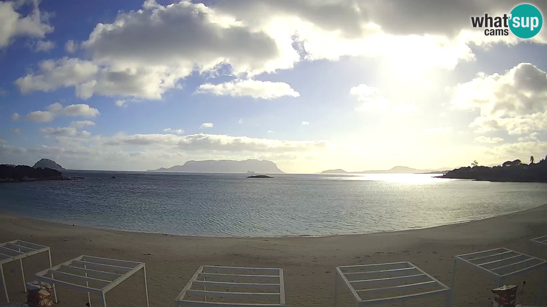 Web kamera uživo plaža Cala Sassari – Golfo Aranci – Sardinija