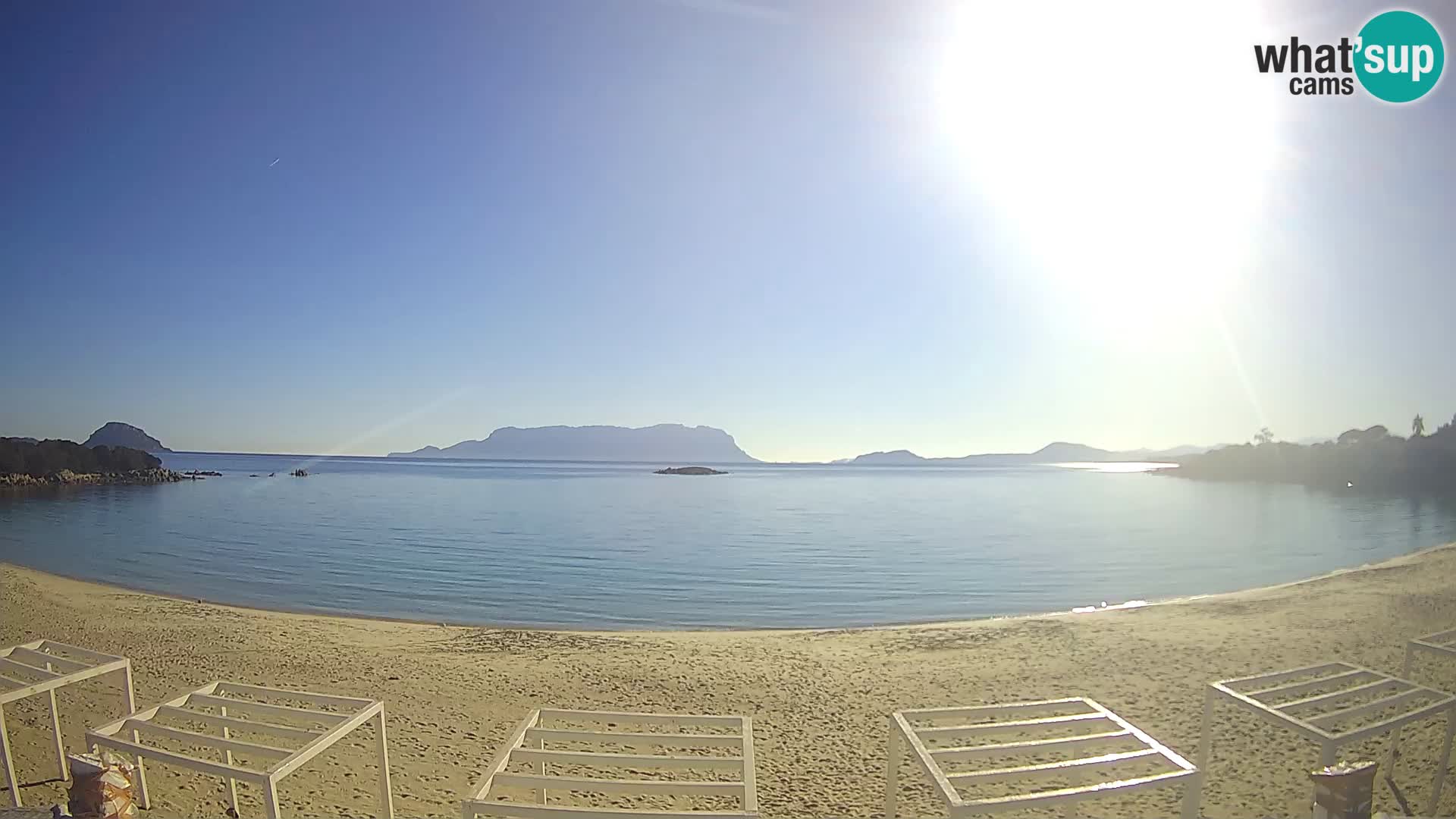 Plaža Cala Sassari Spletna kamera v živo Golfo Aranci – Sardinija