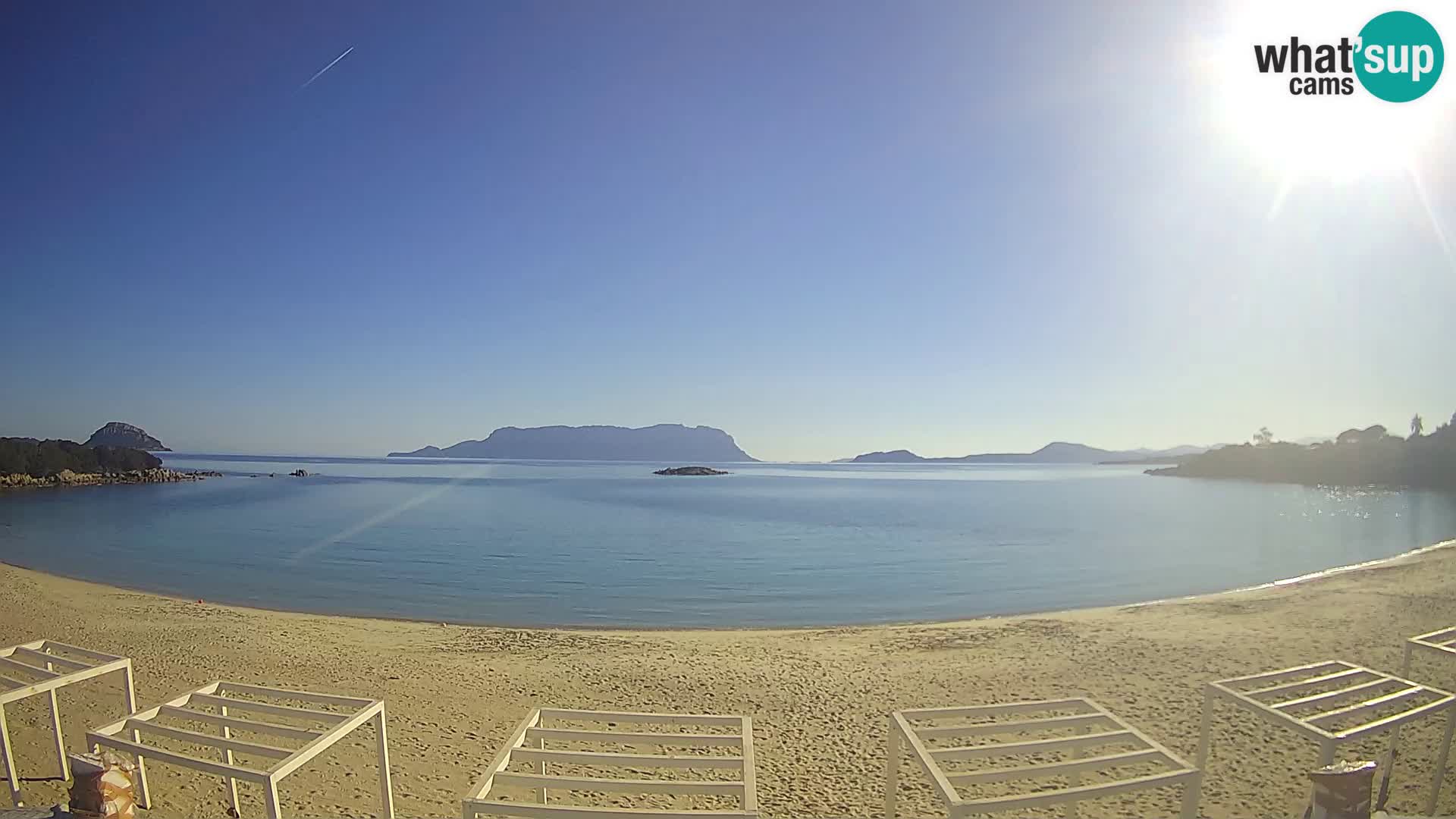 Plaža Cala Sassari Spletna kamera v živo Golfo Aranci – Sardinija