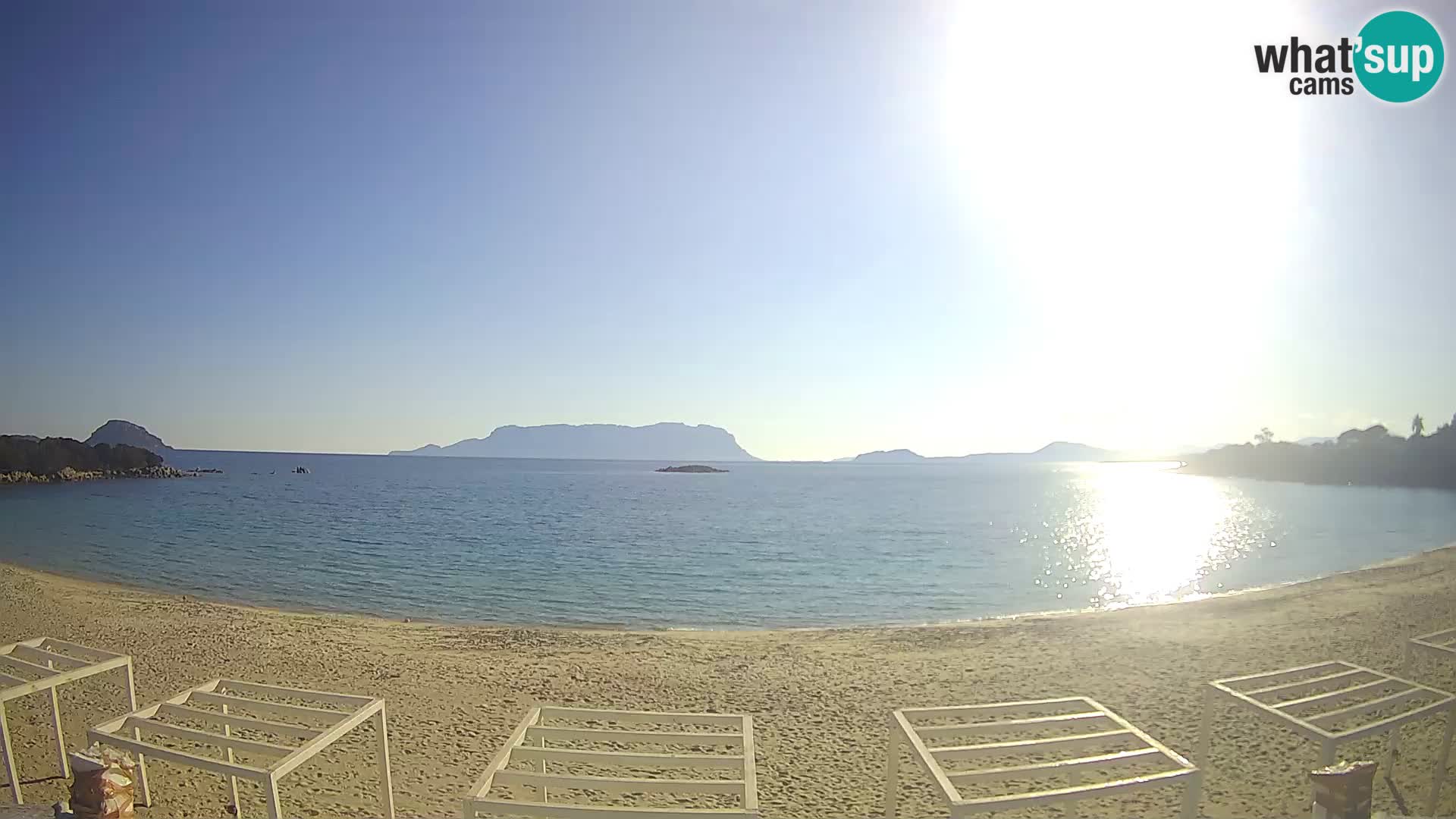 Plaža Cala Sassari Spletna kamera v živo Golfo Aranci – Sardinija