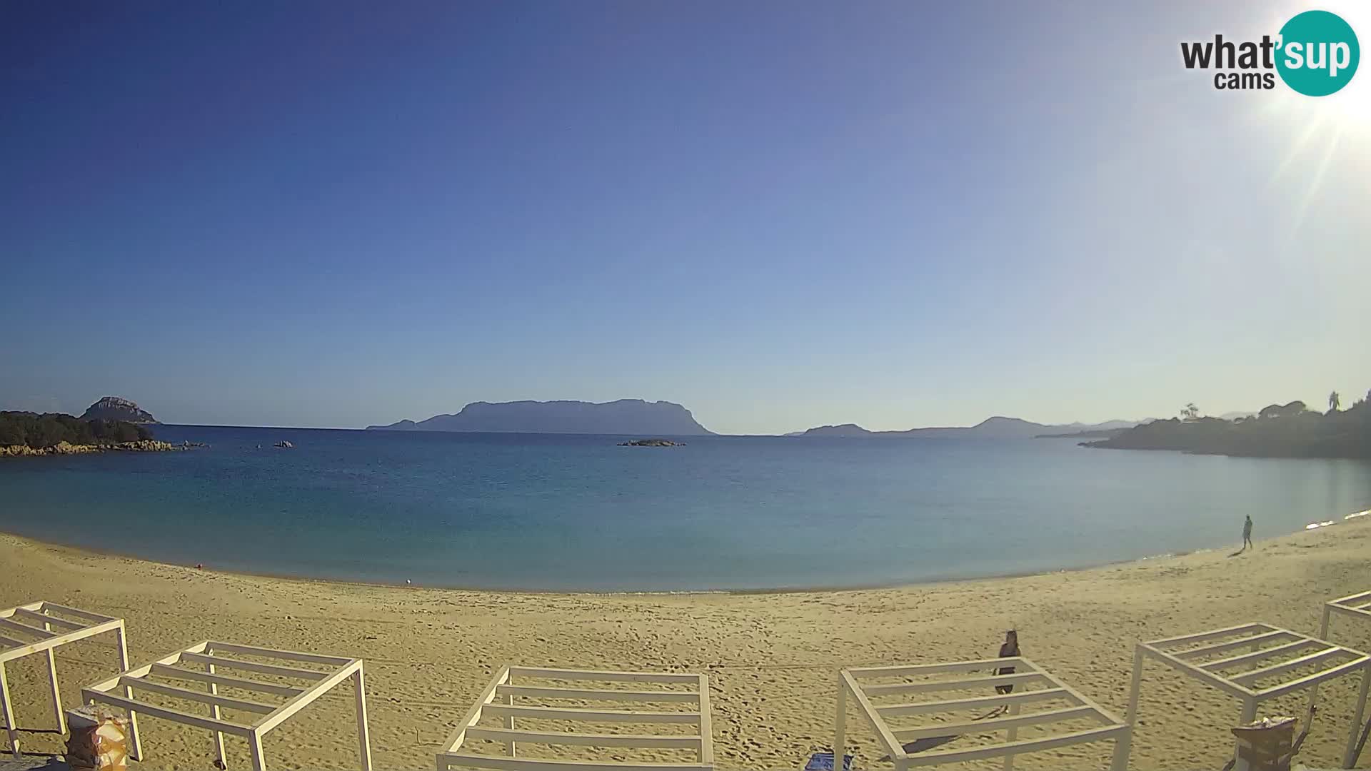 Plaža Cala Sassari Spletna kamera v živo Golfo Aranci – Sardinija