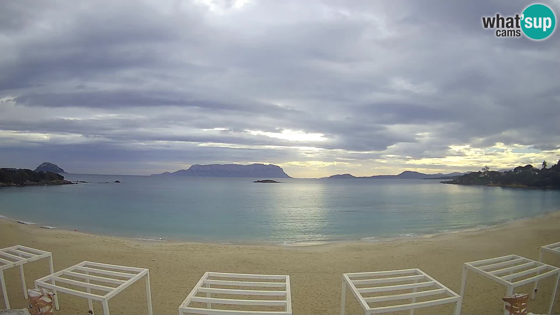 Web kamera uživo plaža Cala Sassari – Golfo Aranci – Sardinija