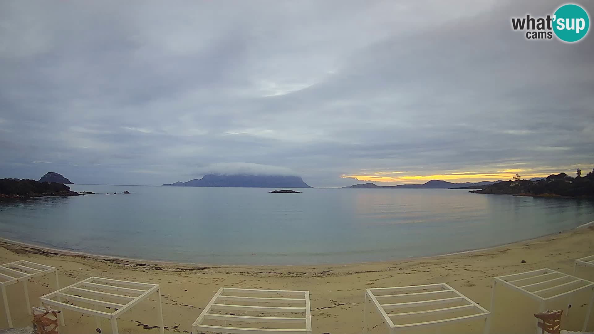 Web kamera uživo plaža Cala Sassari – Golfo Aranci – Sardinija