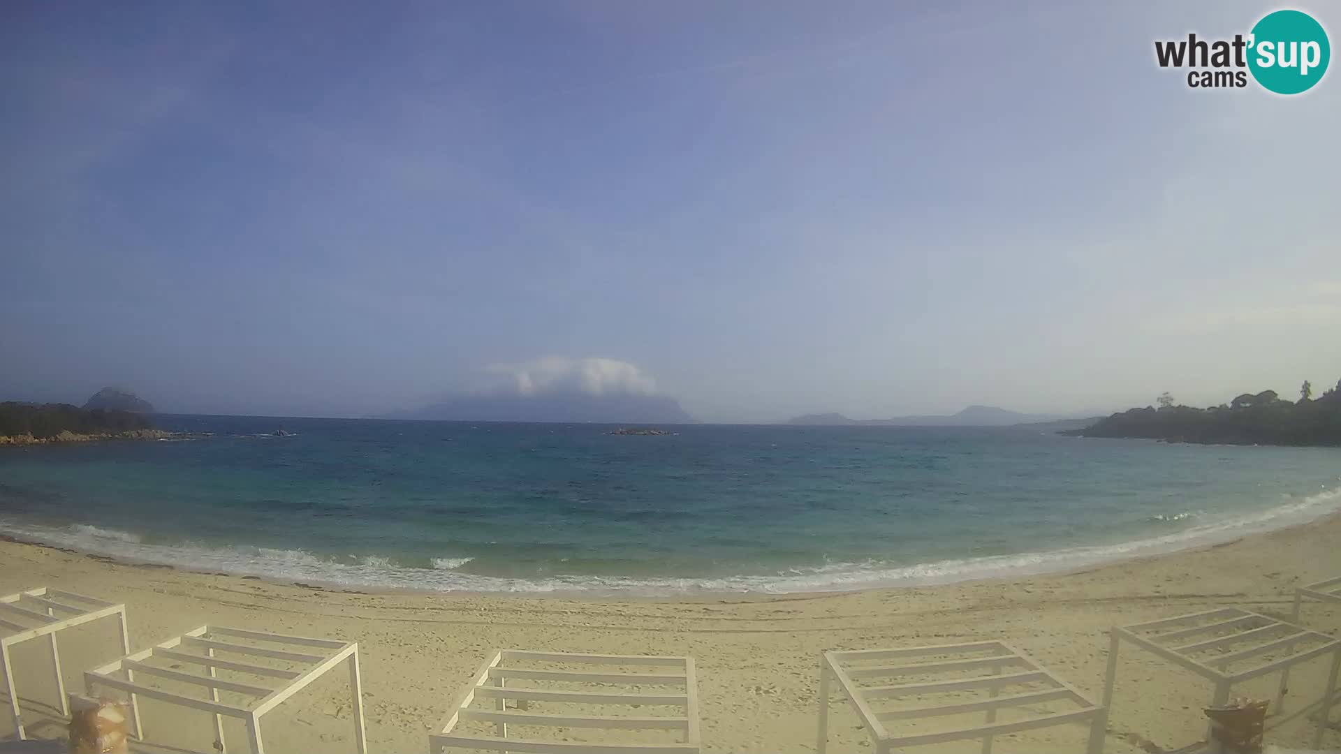 Plaža Cala Sassari Spletna kamera v živo Golfo Aranci – Sardinija