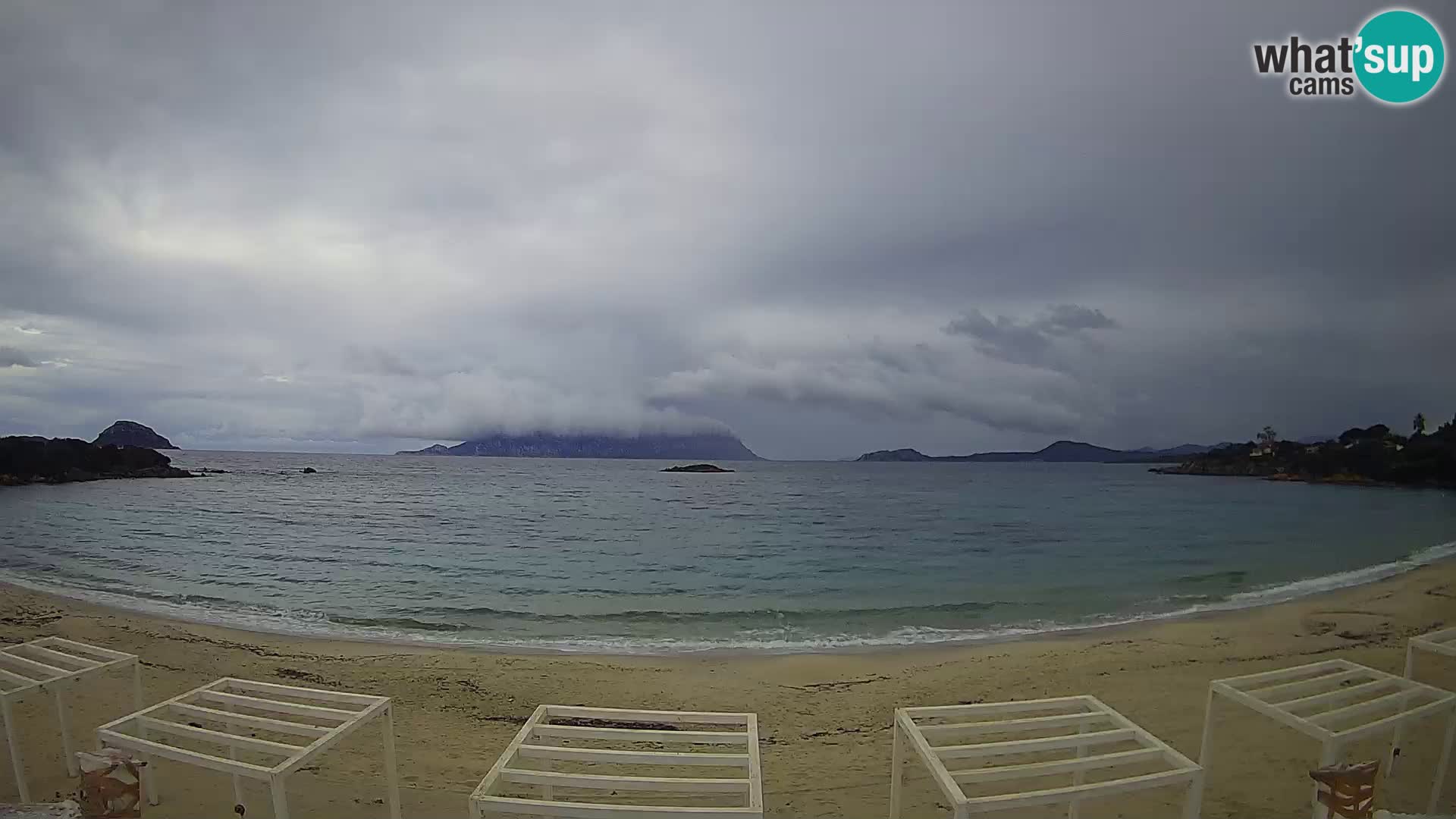 Plaža Cala Sassari Spletna kamera v živo Golfo Aranci – Sardinija