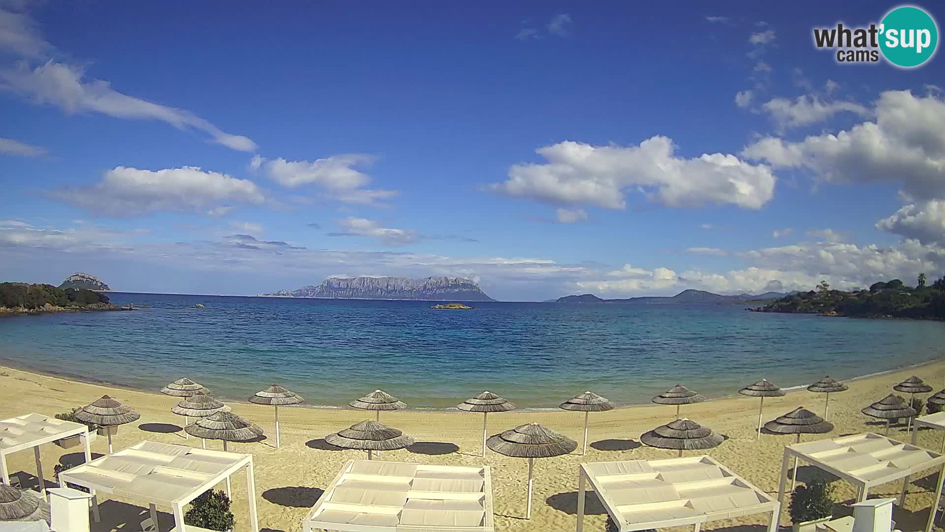 Plaža Cala Sassari Spletna kamera v živo Golfo Aranci – Sardinija