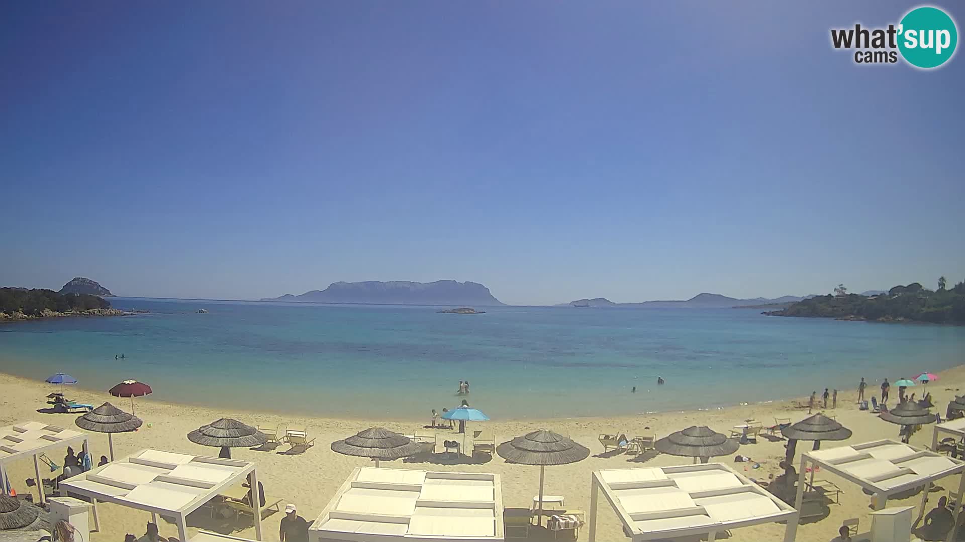 Plaža Cala Sassari Spletna kamera v živo Golfo Aranci – Sardinija