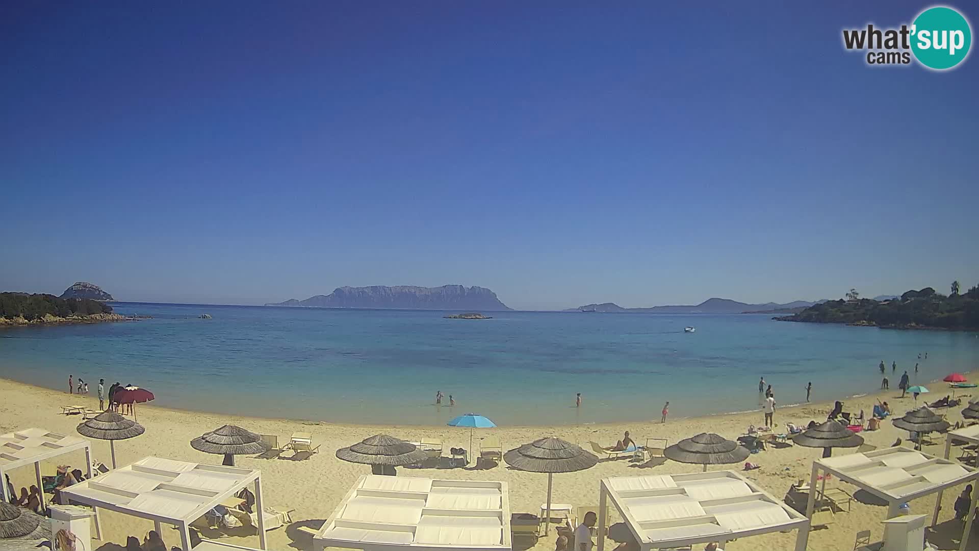 Plaža Cala Sassari Spletna kamera v živo Golfo Aranci – Sardinija