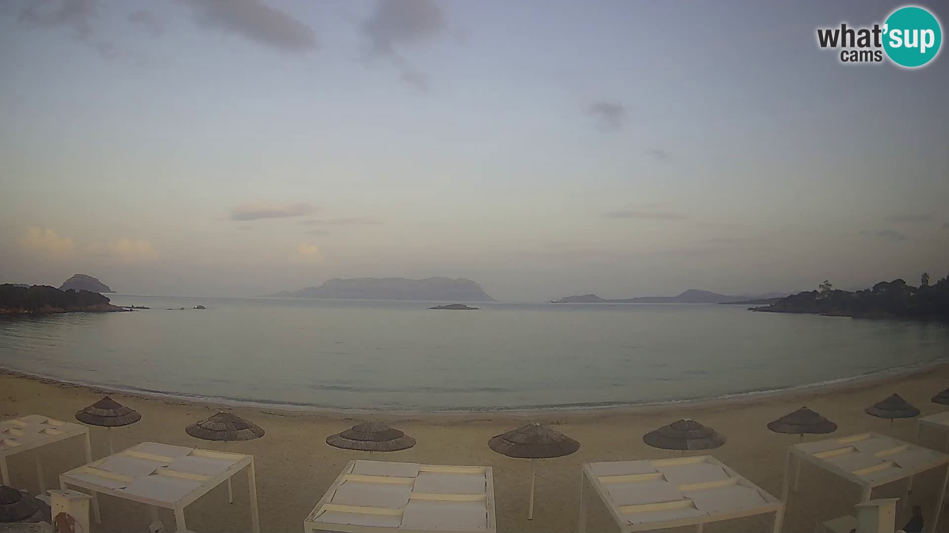 Plaža Cala Sassari Spletna kamera v živo Golfo Aranci – Sardinija