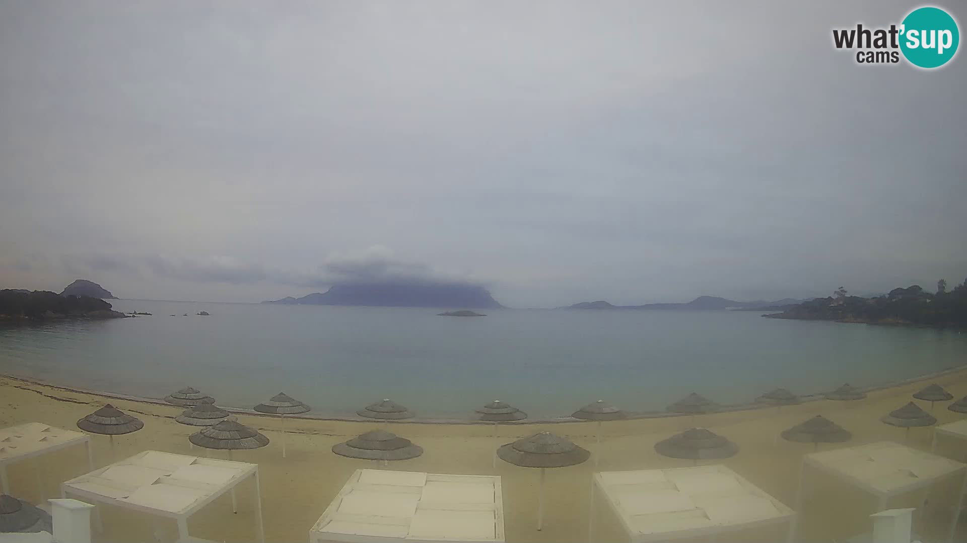 Plaža Cala Sassari Spletna kamera v živo Golfo Aranci – Sardinija