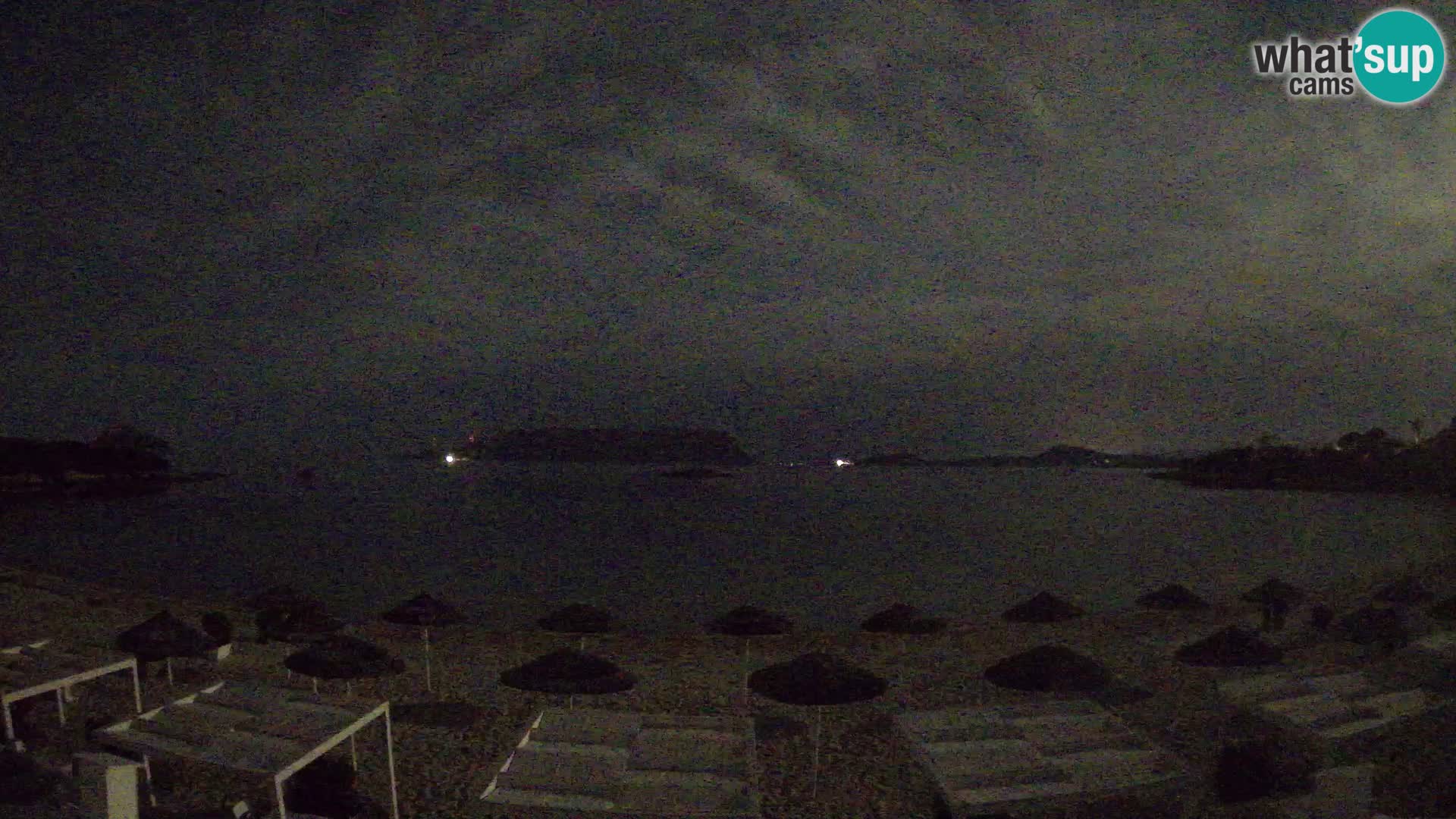 Plaža Cala Sassari Spletna kamera v živo Golfo Aranci – Sardinija