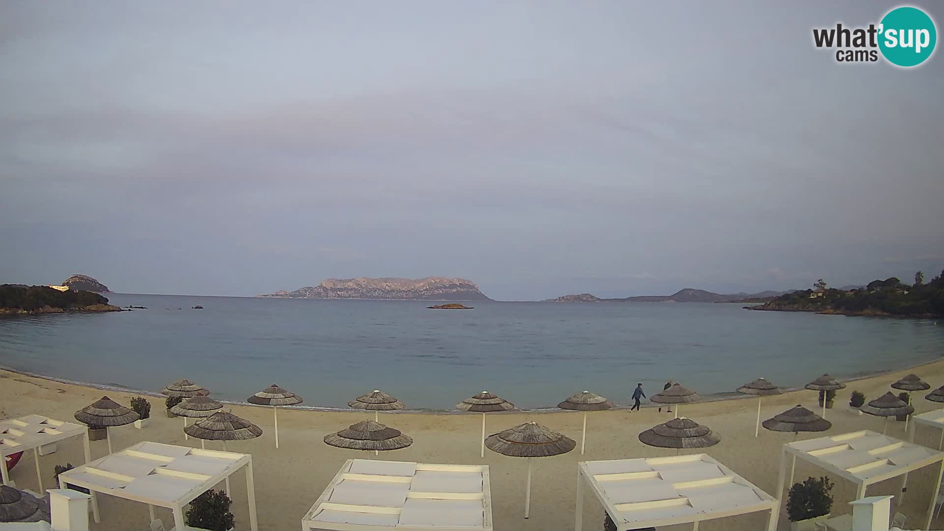 Plaža Cala Sassari Spletna kamera v živo Golfo Aranci – Sardinija