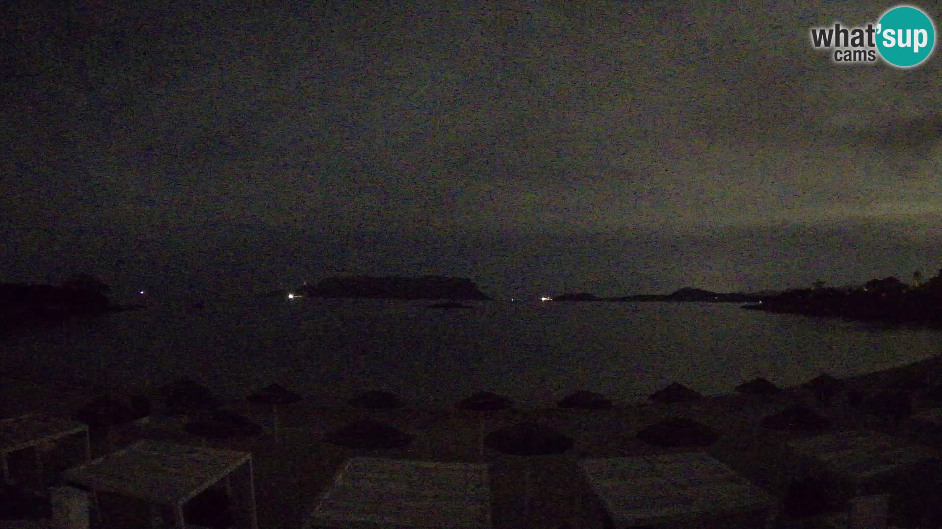 Plaža Cala Sassari Spletna kamera v živo Golfo Aranci – Sardinija