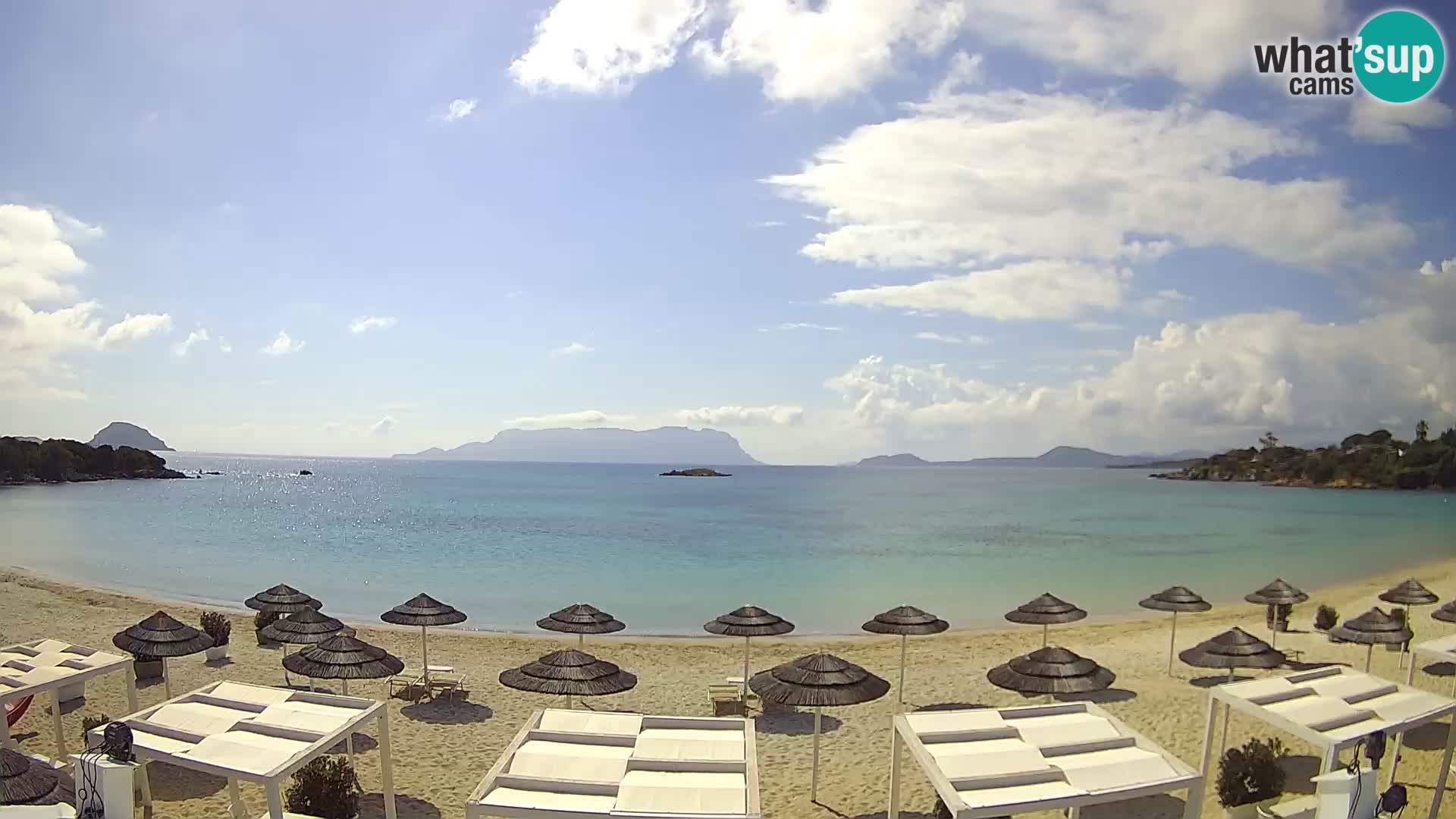 Plaža Cala Sassari Spletna kamera v živo Golfo Aranci – Sardinija