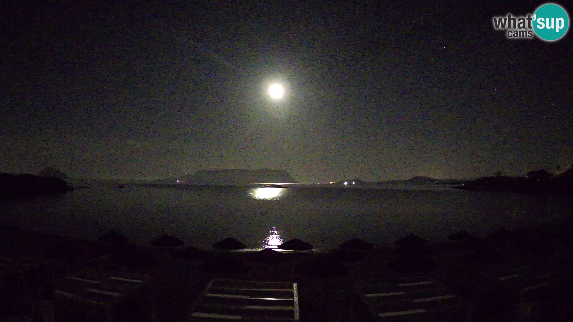 Web kamera uživo plaža Cala Sassari – Golfo Aranci – Sardinija