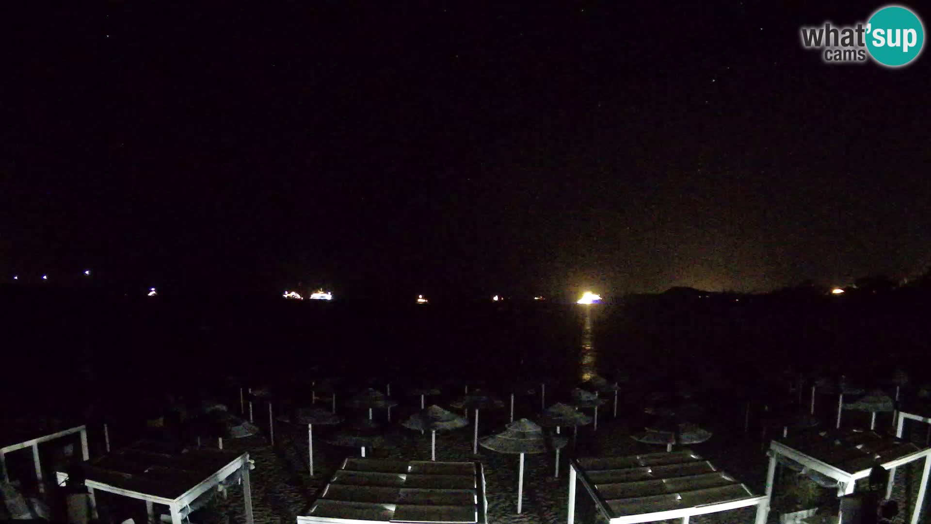 Plaža Cala Sassari Spletna kamera v živo Golfo Aranci – Sardinija