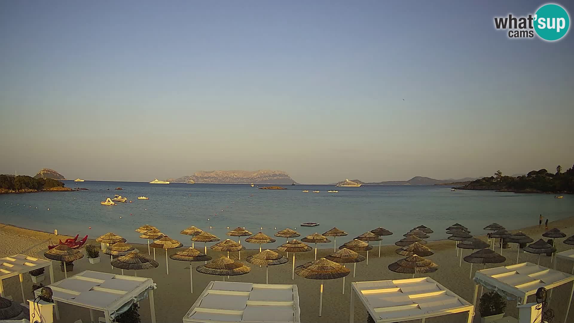 Plaža Cala Sassari Spletna kamera v živo Golfo Aranci – Sardinija