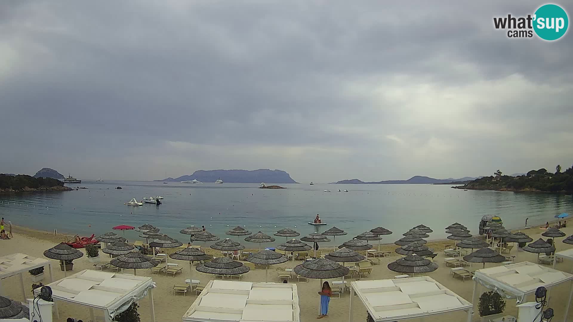 Plaža Cala Sassari Spletna kamera v živo Golfo Aranci – Sardinija