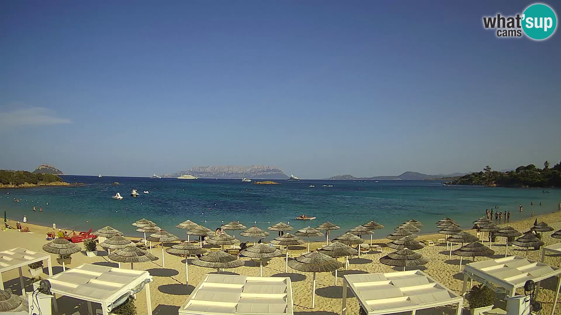 Plaža Cala Sassari Spletna kamera v živo Golfo Aranci – Sardinija