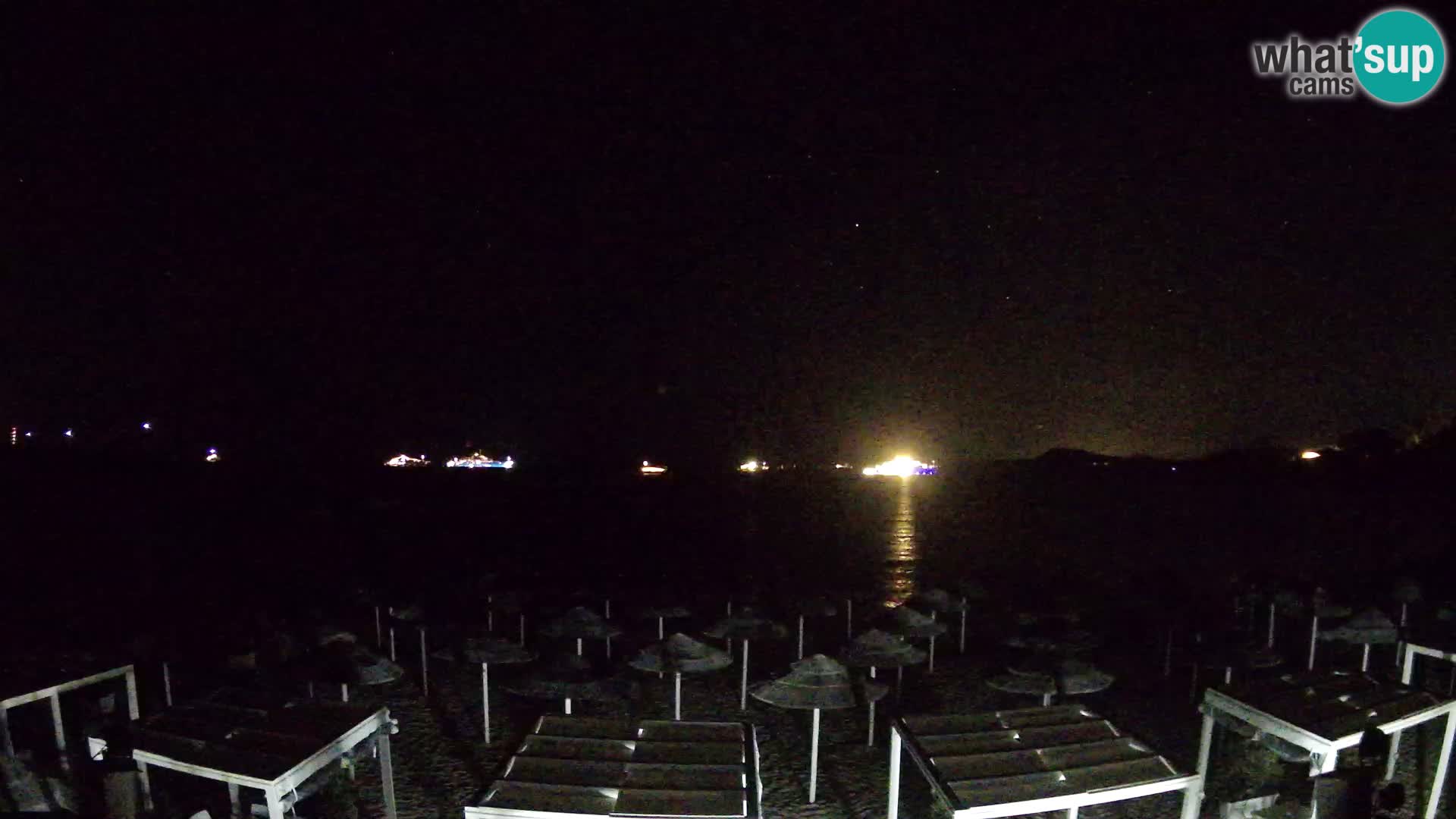 Plaža Cala Sassari Spletna kamera v živo Golfo Aranci – Sardinija