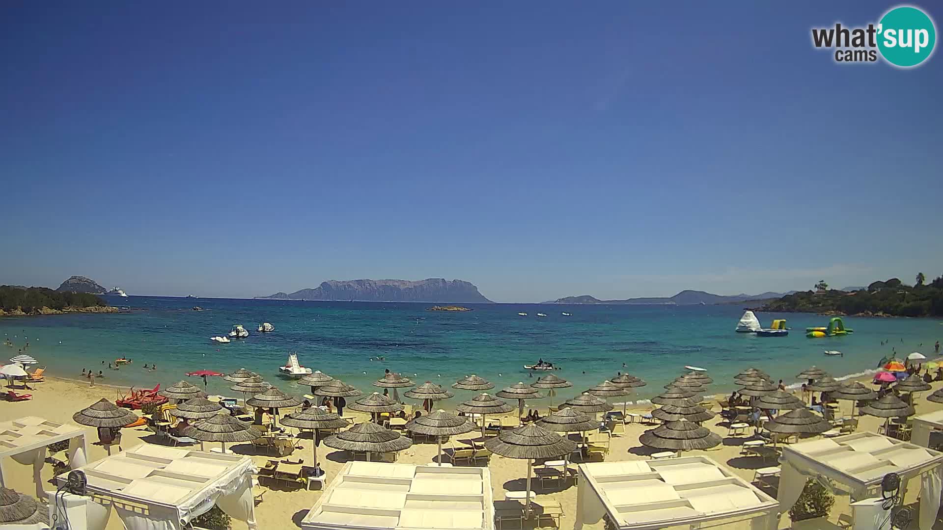 Plaža Cala Sassari Spletna kamera v živo Golfo Aranci – Sardinija