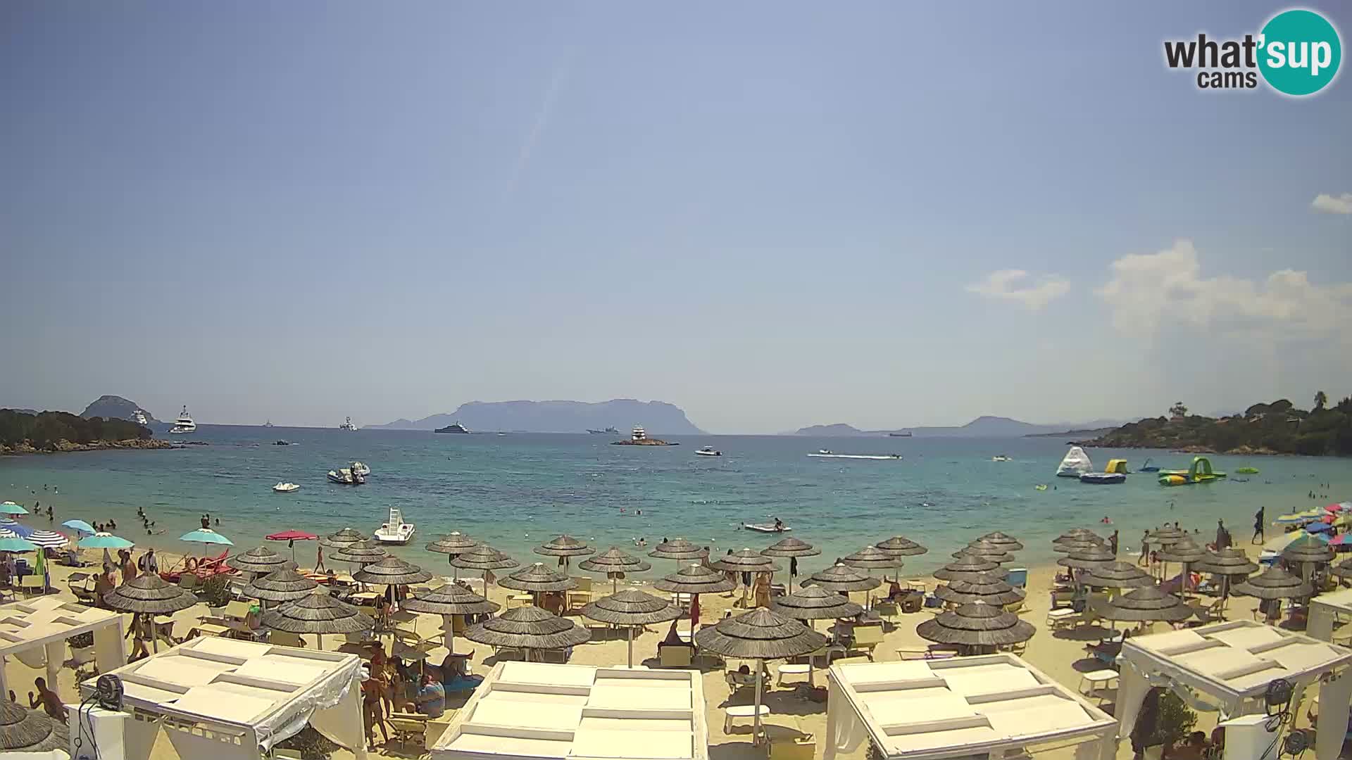 Plaža Cala Sassari Spletna kamera v živo Golfo Aranci – Sardinija