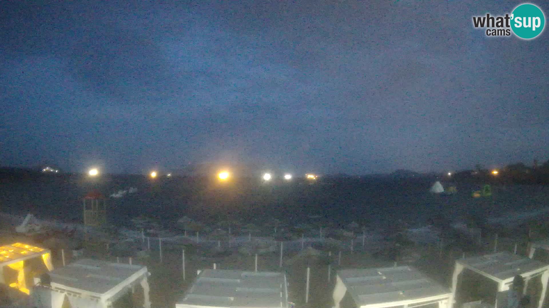 Plaža Cala Sassari Spletna kamera v živo Golfo Aranci – Sardinija