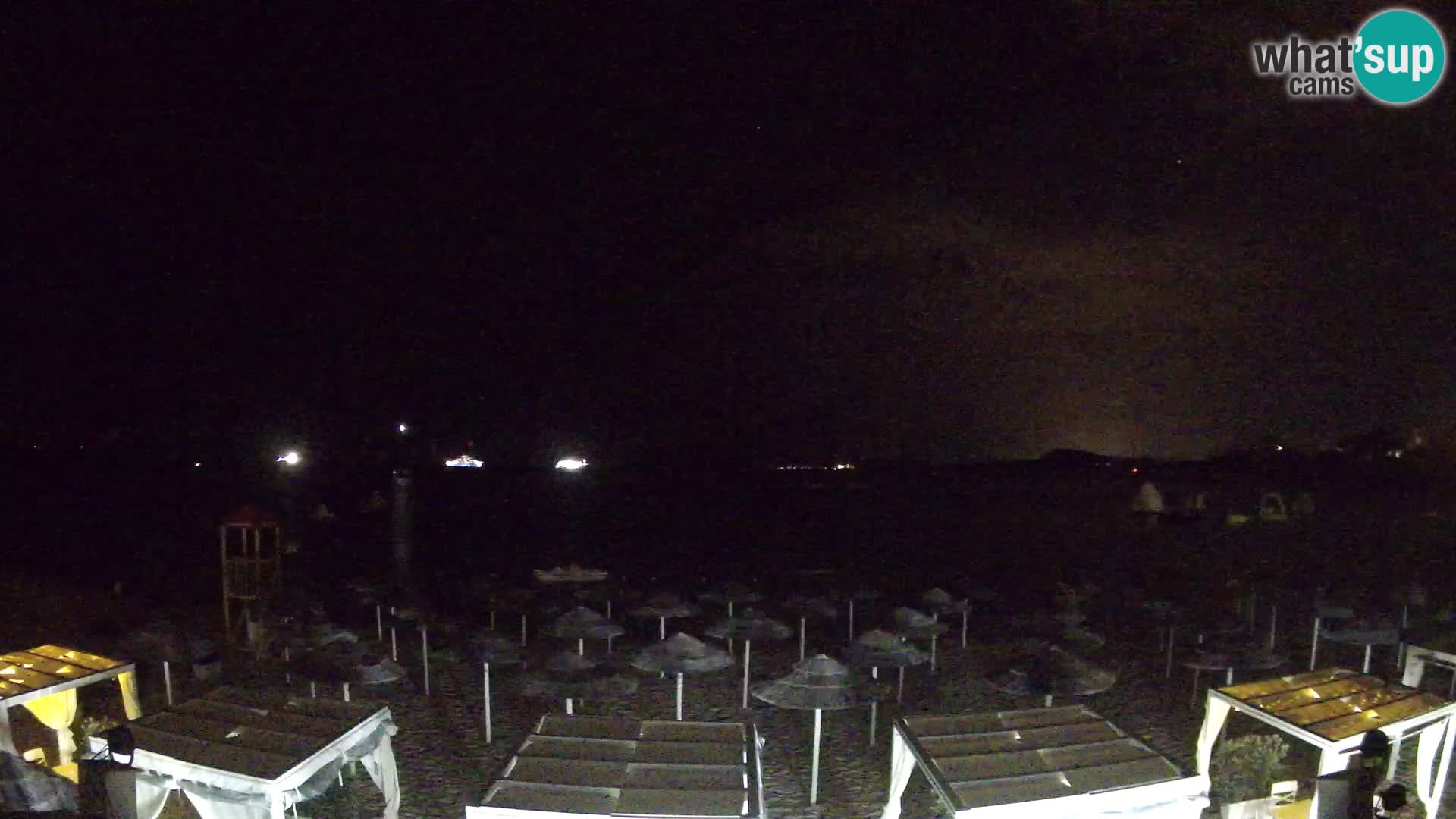 Plaža Cala Sassari Spletna kamera v živo Golfo Aranci – Sardinija