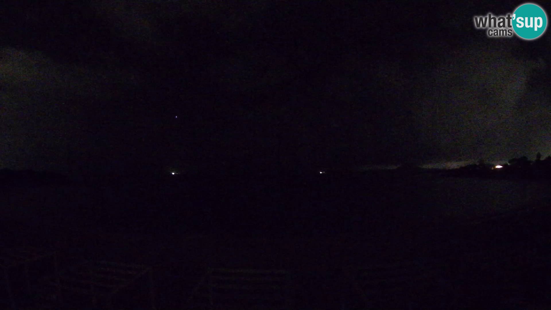 Plaža Cala Sassari Spletna kamera v živo Golfo Aranci – Sardinija