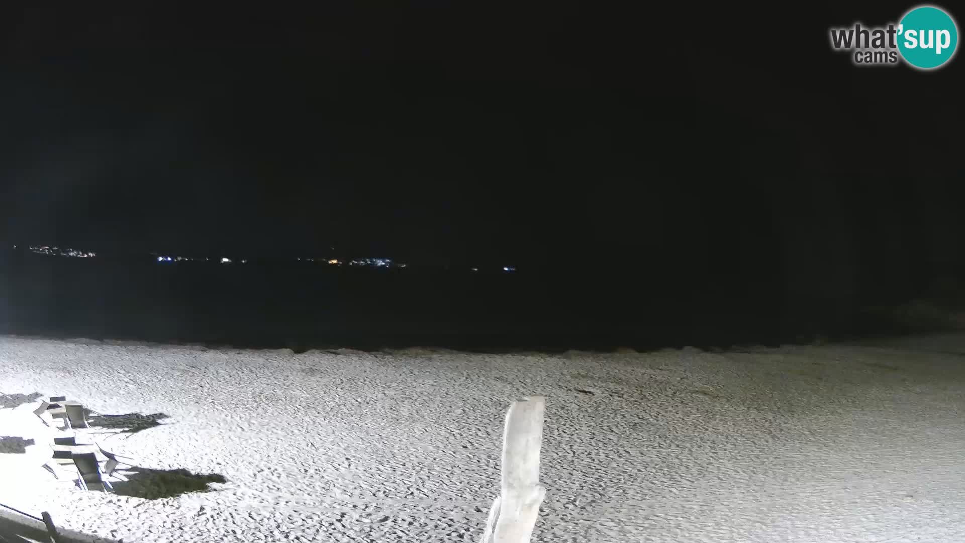V živo plaža Cala Sabina – spletna kamera Golfo Aranci – Sardinija