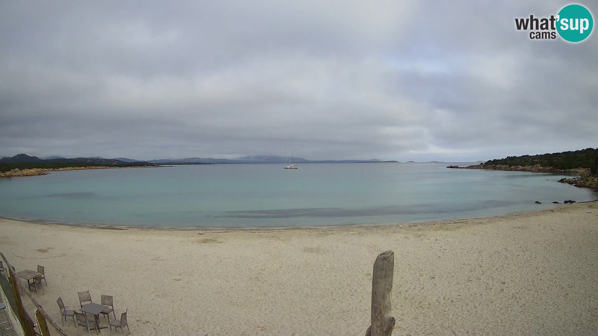 U živo plaža Cala Sabina – web kamera Golfo Aranci – Sardinija