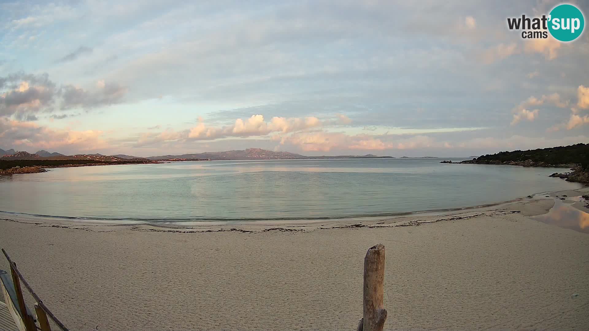 U živo plaža Cala Sabina – web kamera Golfo Aranci – Sardinija