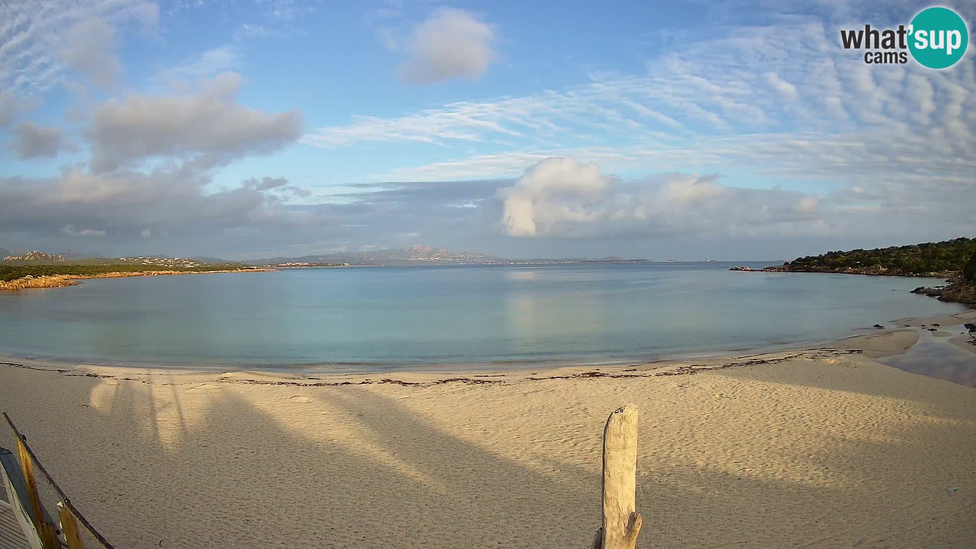 U živo plaža Cala Sabina – web kamera Golfo Aranci – Sardinija